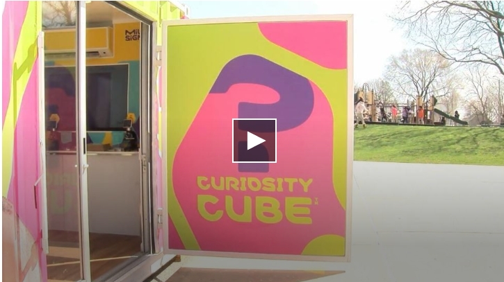 Curiosity Cube Teaches Kids About Cells and DNA