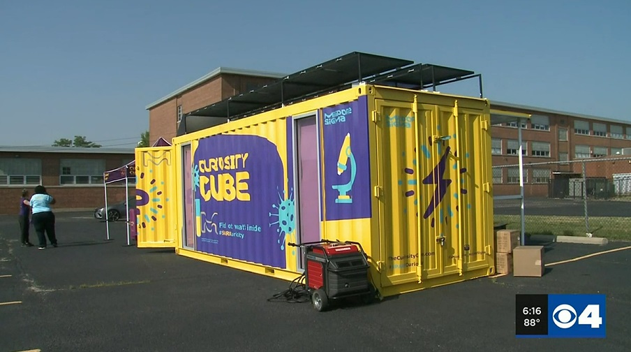 A life science company turned a shipping container into the ‘Curiosity Cube’